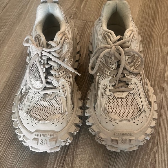 Balenciaga Beige Bouncer Sneakers Women 38